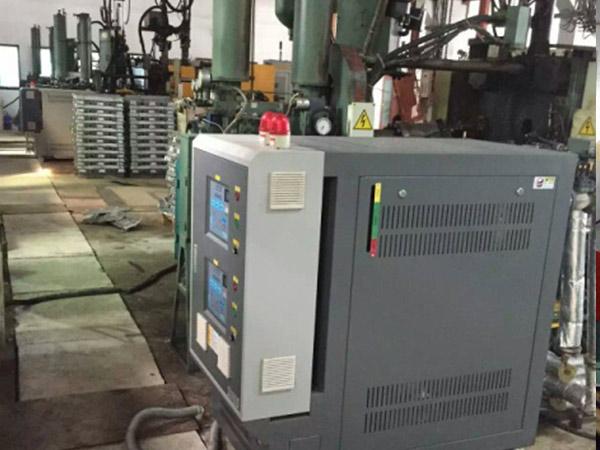 鎂鋁合金壓鑄專(zhuān)用油溫機(jī)